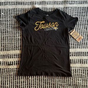 A knights apparel Size Large boys towson tigers t shirt NWT FOOTBALL T SHIRT